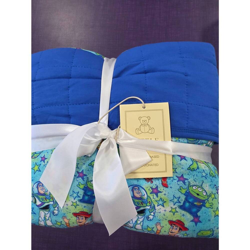 NEW CHARLIES PROJECT kid's to infinity double quilted bamboo blanket in blue